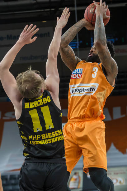 但与这些选 但与这些选