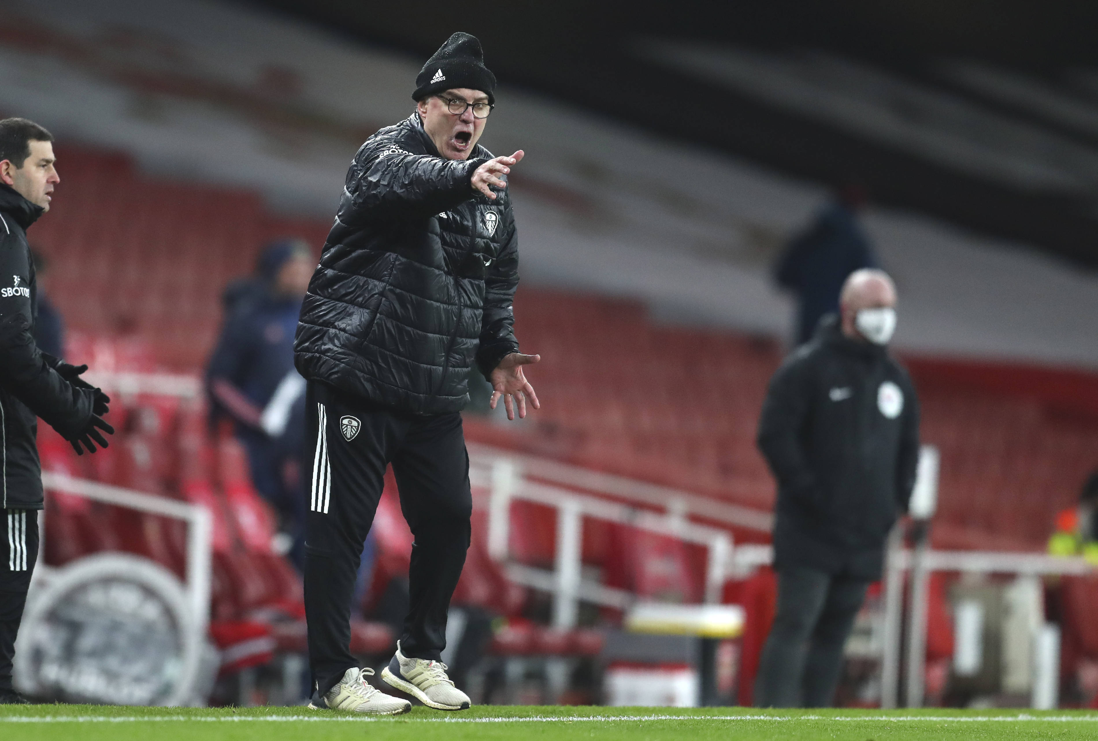 主抓商务与 主抓商务与