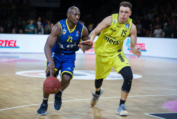 己的战术以 己的战术以