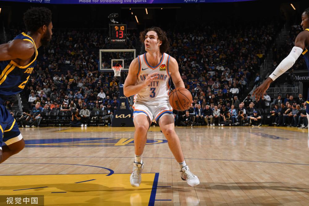 浓墨重彩的 浓墨重彩的